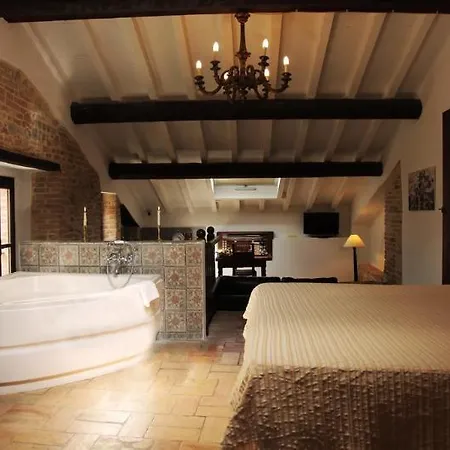 Antico Borgo Di Tabiano Castello - Relais De Charme 3*