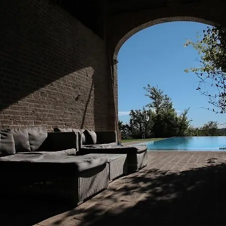 Antico Borgo Di Tabiano Castello - Relais De Charme Hotel 3*