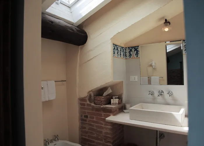 Antico Borgo Di Tabiano Castello - Relais De Charme Hotel