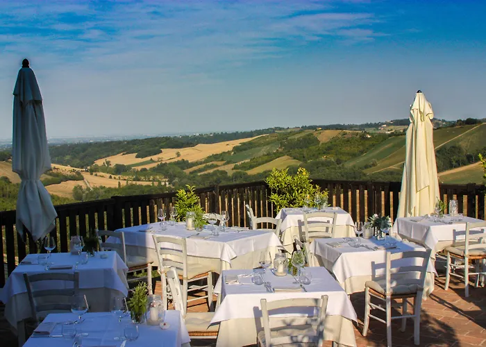 Antico Borgo Di Tabiano Castello - Relais De Charme Hotel 4*