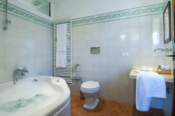 Antico Borgo Di Tabiano Castello - Relais De Charme 4*