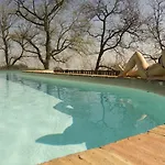 Hotell Antico Borgo Di Tabiano Castello - Relais De Charme 4*