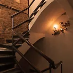 Hotell Antico Borgo Di Tabiano Castello - Relais De Charme