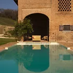 Hotell Antico Borgo Di Tabiano Castello - Relais De Charme