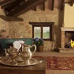 Antico Borgo Di Tabiano Castello - Relais De Charme Hotel 4*