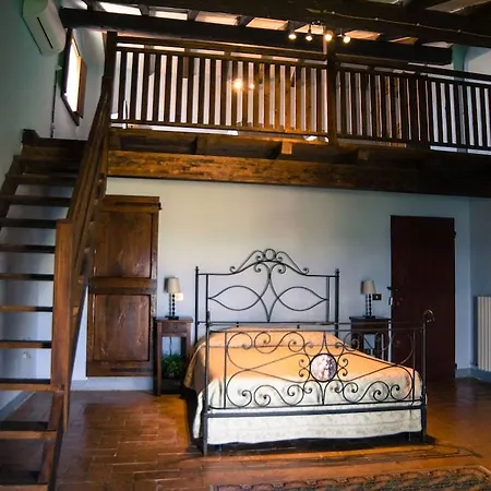 Antico Borgo Di Tabiano Castello - Relais De Charme Hotel 4*