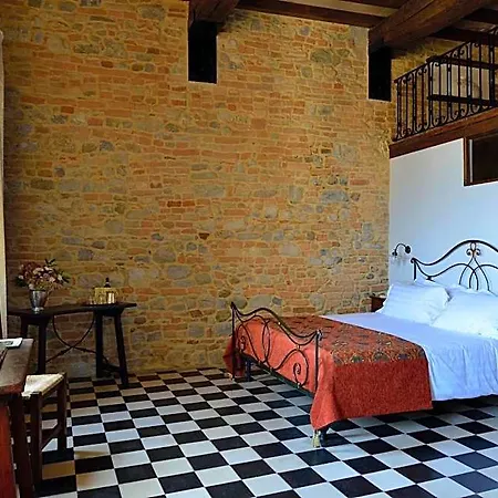 Antico Borgo Di Tabiano Castello - Relais De Charme Hotel 4*
