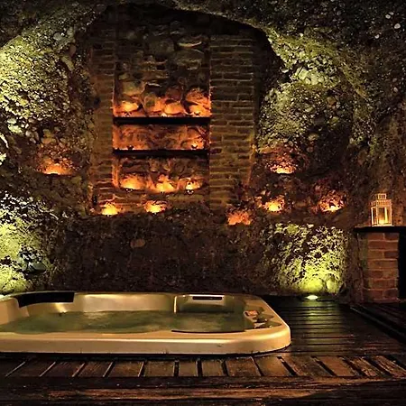 Hotel Antico Borgo Di Tabiano Castello - Relais De Charme 4*