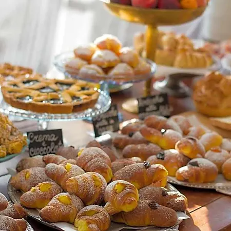Antico Borgo Di Tabiano Castello - Relais De Charme Hotel 4*