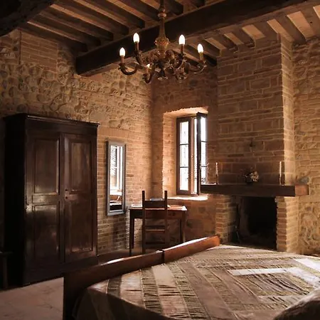 Hotel Antico Borgo Di Tabiano Castello - Relais De Charme 4*