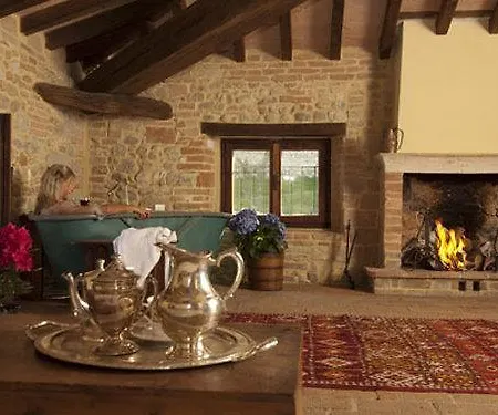 Antico Borgo Di Tabiano Castello - Relais De Charme 酒店 4*