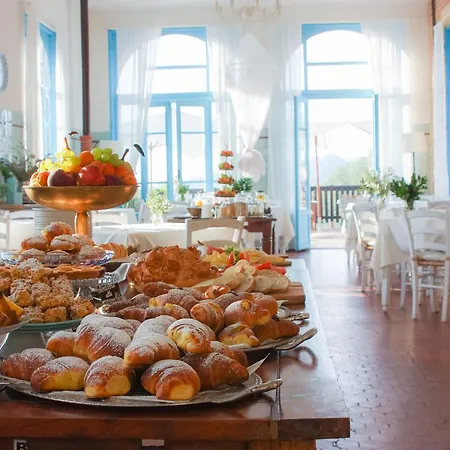 Hotel Antico Borgo Di Tabiano Castello - Relais De Charme 4*