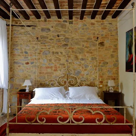 Antico Borgo Di Tabiano Castello - Relais De Charme