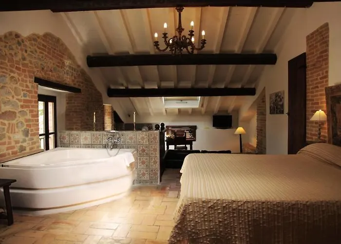 Antico Borgo Di Tabiano Castello - Relais De Charme 4*