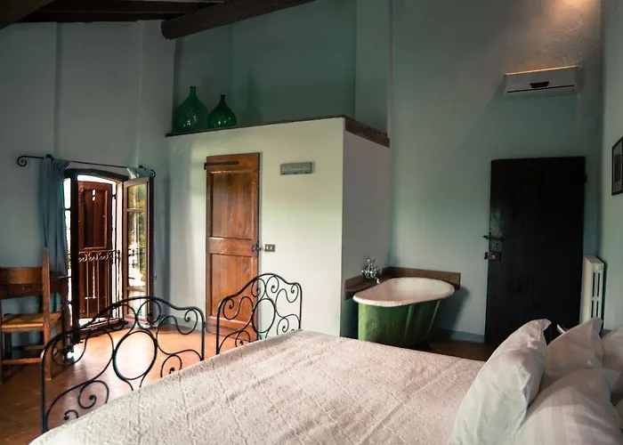 Hotel Antico Borgo Di Tabiano Castello - Relais De Charme