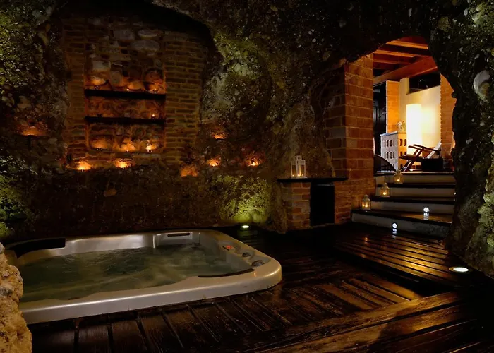 Antico Borgo Di Tabiano Castello - Relais De Charme 4*