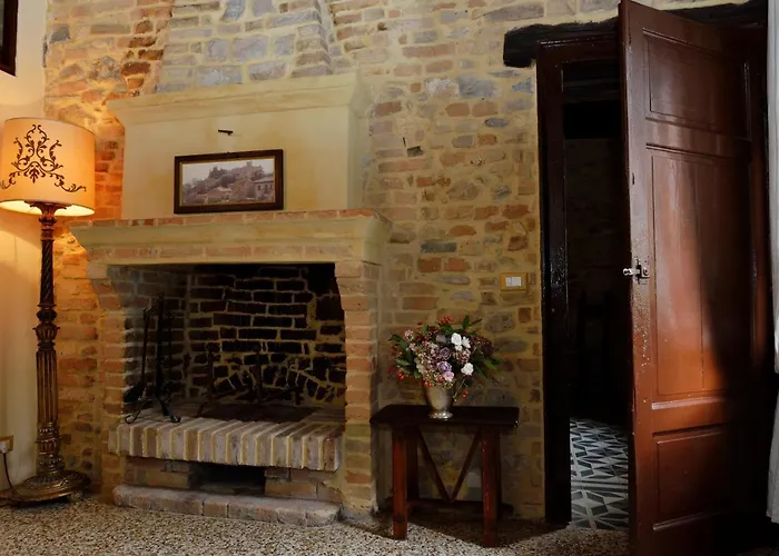 Antico Borgo Di Tabiano Castello - Relais De Charme Hotel